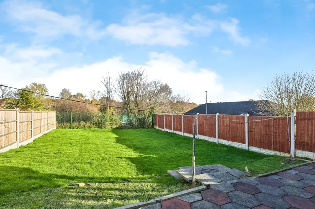 Carsington Crescent, Allestree, DE22, photo 3