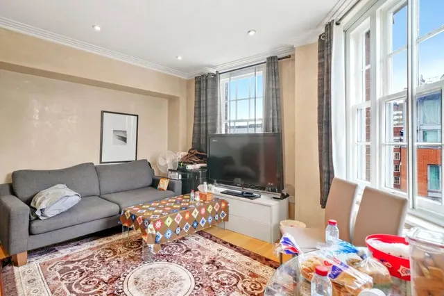 Photo 2 — Edgware Road, London, W2 2RF