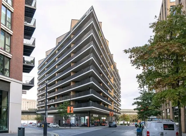 Starboard Way, Royal Wharf, E16, photo 1