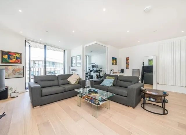 Starboard Way, Royal Wharf, E16, photo 2