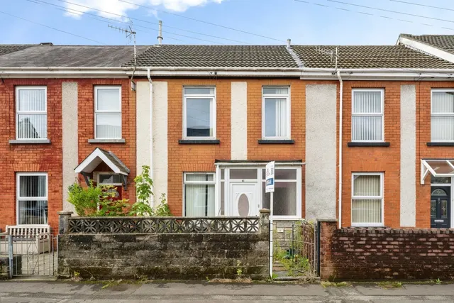 Armine Road, Fforestfach, SA5, photo 1