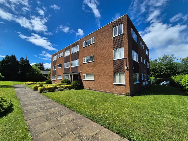 Frankley Beeches Road, Birmingham, B31, photo 1