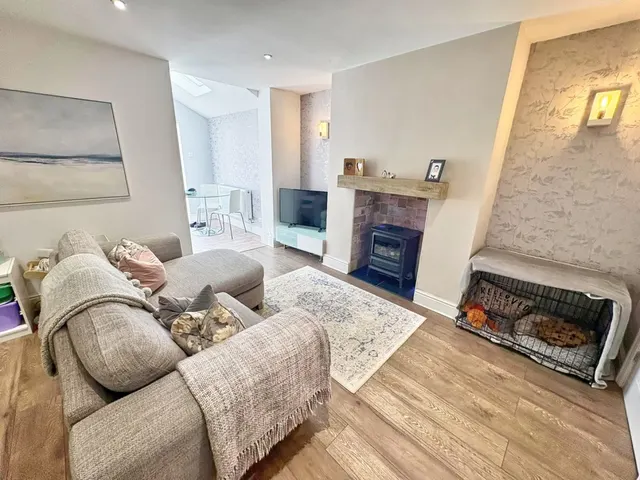 Photo 3 — Walmesley Road, Leigh