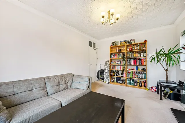 Photo 3 — Westville Road, Shepherds Bush, W12