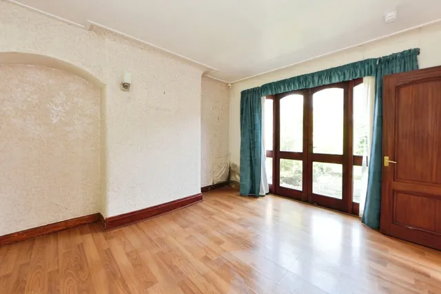 Photo 2 — Maldon Crescent, Swinton, Manchester, Greater Manchester, M27