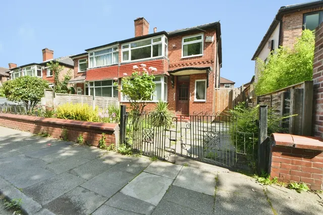 Maldon Crescent, Swinton, Manchester, Greater Manchester, M27, photo 1