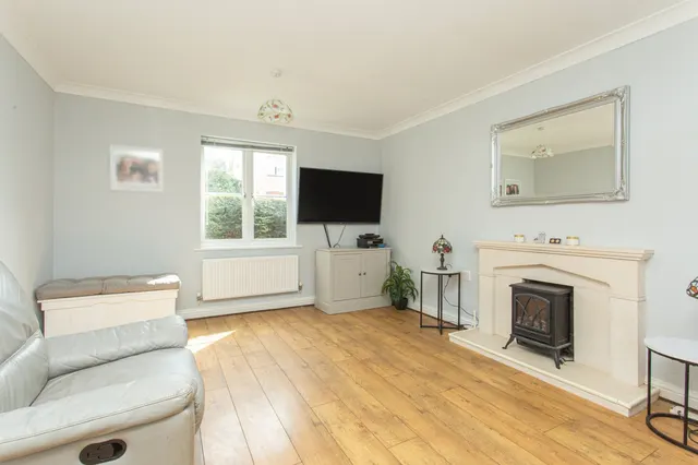 Major Close, Whitstable, CT5, photo 2
