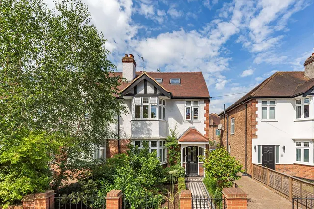 Percy Road, Hampton, TW12 2JT, photo 1