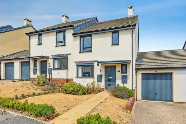Eight Acre Drive, Paignton, TQ4, photo 1