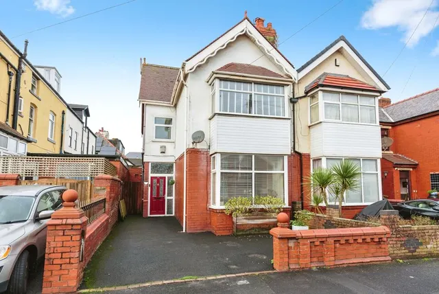 Holmfield Road, Blackpool, Lancashire, FY2, photo 1