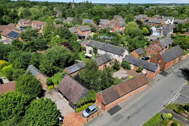 Top Street, Appleby Magna, DE12, photo 2