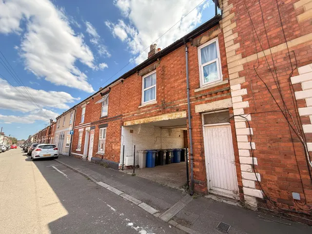 King Street, KETTERING, photo 1