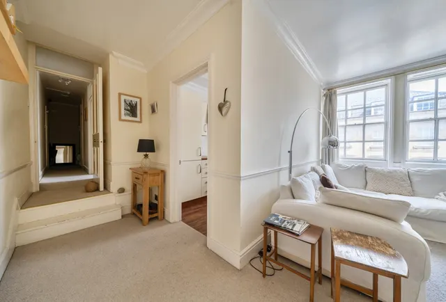 Photo 2 — St. James's Parade, Bath, BA1 1UL