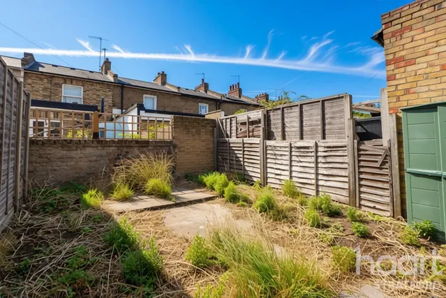 Manbey Road, London, E15, photo 2