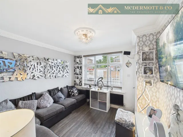 Dunkerley Avenue, Failsworth, M35, photo 2