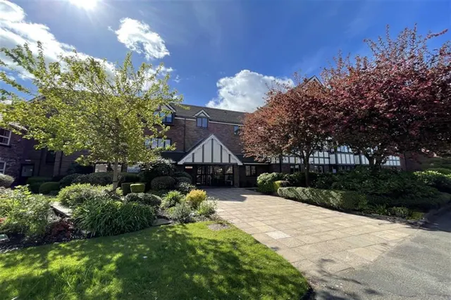 King Edward Road, Knutsford, photo 1