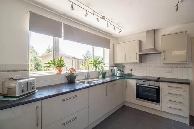 Saltdean Close, Bexhill on Sea, photo 3