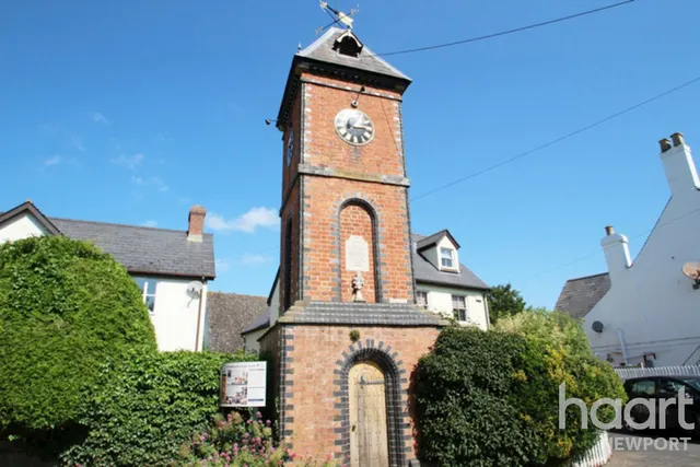 Clock Tower Close, HR9, photo 1