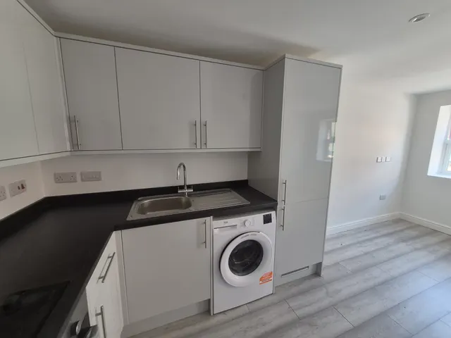 Flat 2, Peveril Street, NG7, photo 1