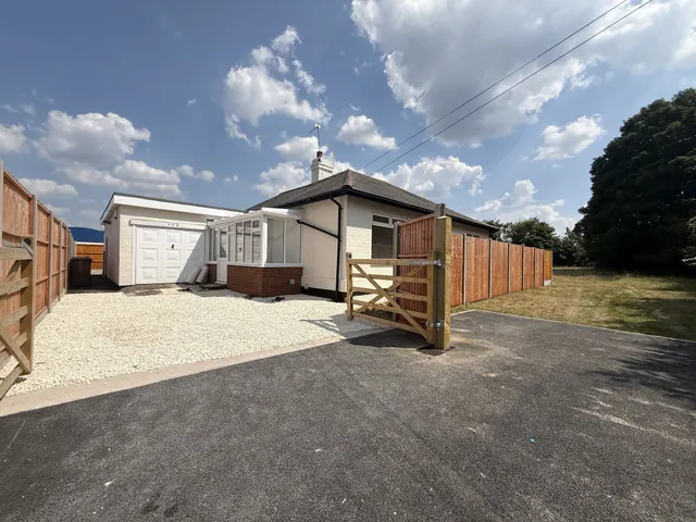 Chester Road, Aldridge, WS9, photo 2