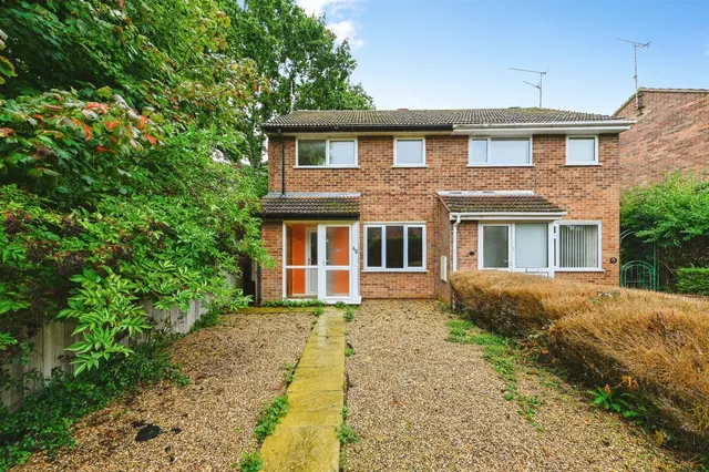 Pingles Road, North Wootton, King's Lynn, photo 1