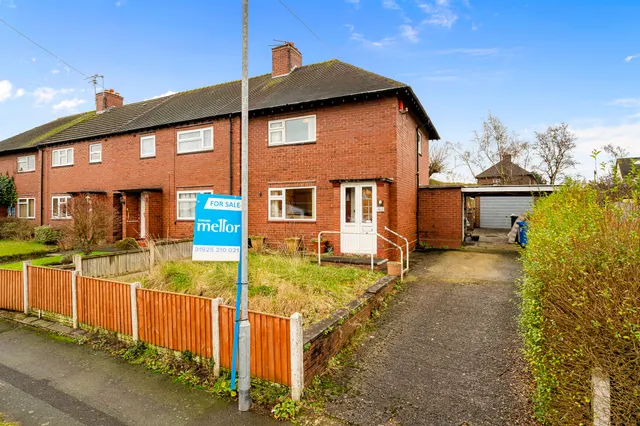 2 bedroom house, Greenfields Avenue, Appleton, WA4