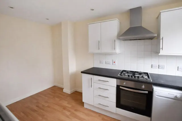Harrisons Walk, Thrapston, NN14, photo 3