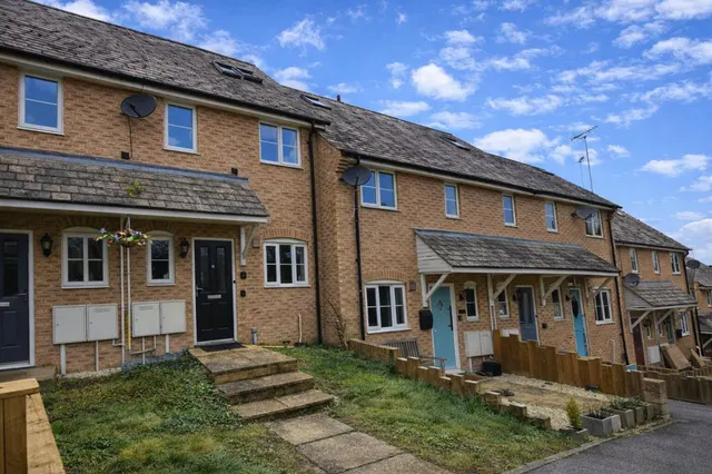 Harrisons Walk, Thrapston, NN14, photo 1