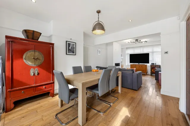 Edgehill Road, Mitcham, CR4, photo 3