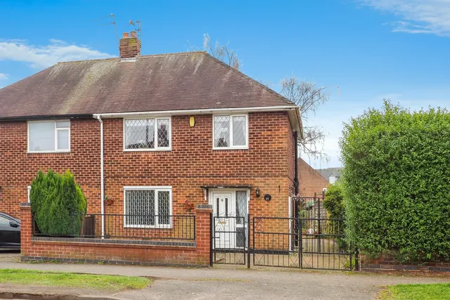 Broomhill Road, Hucknall, Nottingham, Nottinghamshire, NG15, photo 1