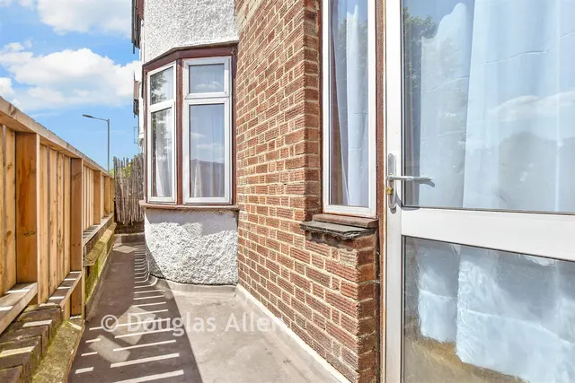 Billet Road, Walthamstow, E17, photo 1