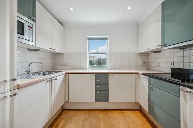Keble Place, Barnes, SW13, photo 2