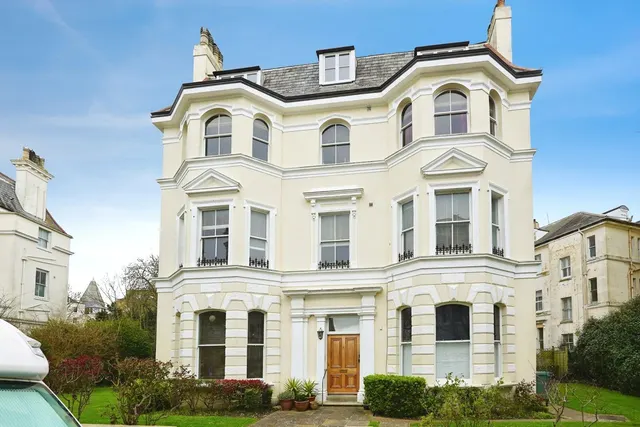 Clifton Crescent, Folkestone, Kent, CT20, photo 1