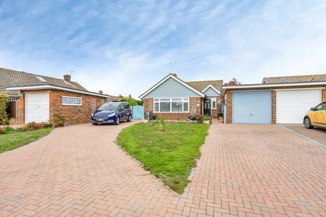 Fitzwilliam Close, Bognor Regis, PO21, photo 1
