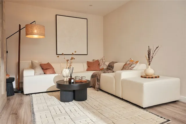 The Avenue, Wingerworth, S42, photo 2