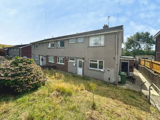 Heol Yr Ysgol, Maesteg, CF34, photo 1