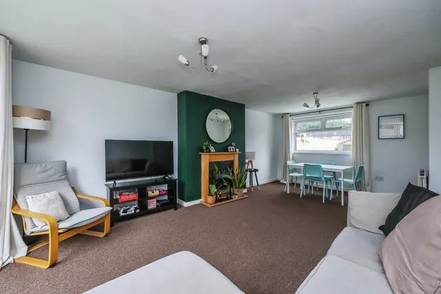 St. Levan Close, Bilborough, NG8, photo 3