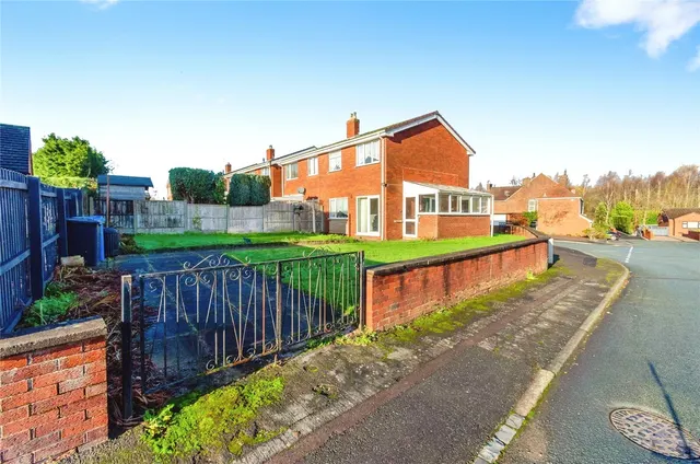 Wood Green, Cheslyn Hay, Walsall, Staffordshire, WS6, photo 1