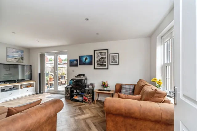 Burraway Avenue, Stewartby, MK43, photo 3