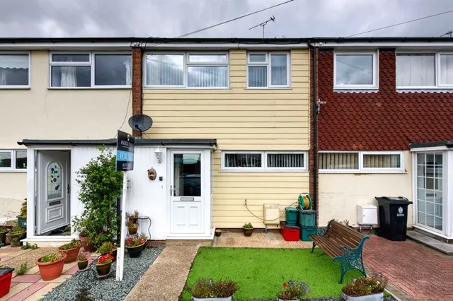 Cherry Tree Close Little Oakley, Harwich CO12 5JS, photo 1