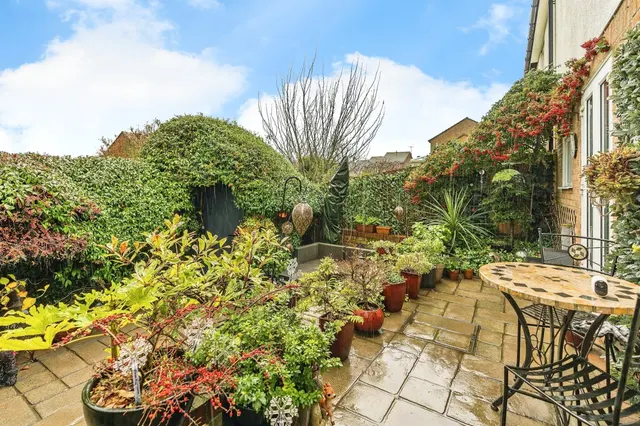 Betjeman Close, Larkfield, ME20, photo 2