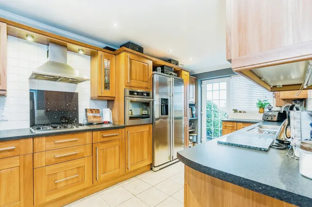 Betjeman Close, Larkfield, ME20, photo 3