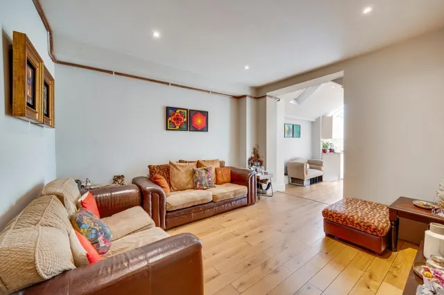 Maygrove Road, London, NW6, photo 1