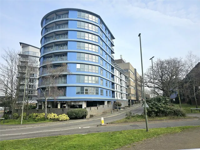 Oriental Road, Woking, GU22, photo 1