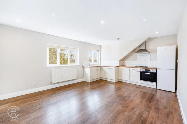 Photo 2 — Studland Road, Hanwell, LONDON, W7 3QU