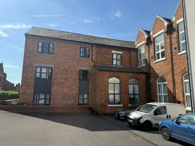 Stalbridge Road, CW2, photo 1