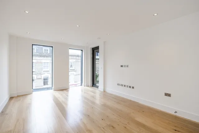 Faraday Road London W10, photo 1