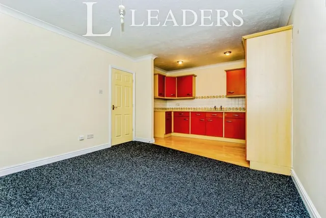 Welland Road, Spalding, PE11, photo 3