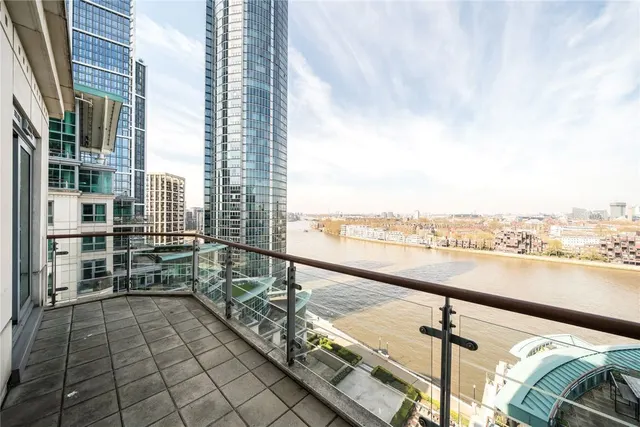 Photo 2 — St. George Wharf, St George Wharf