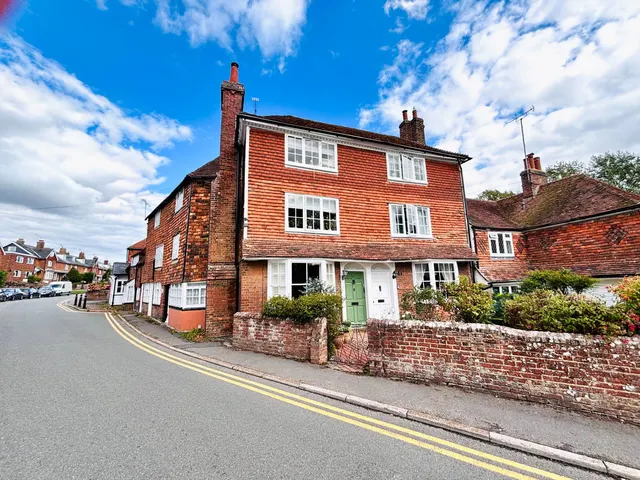 Golden Square, Tenterden, TN30, photo 1